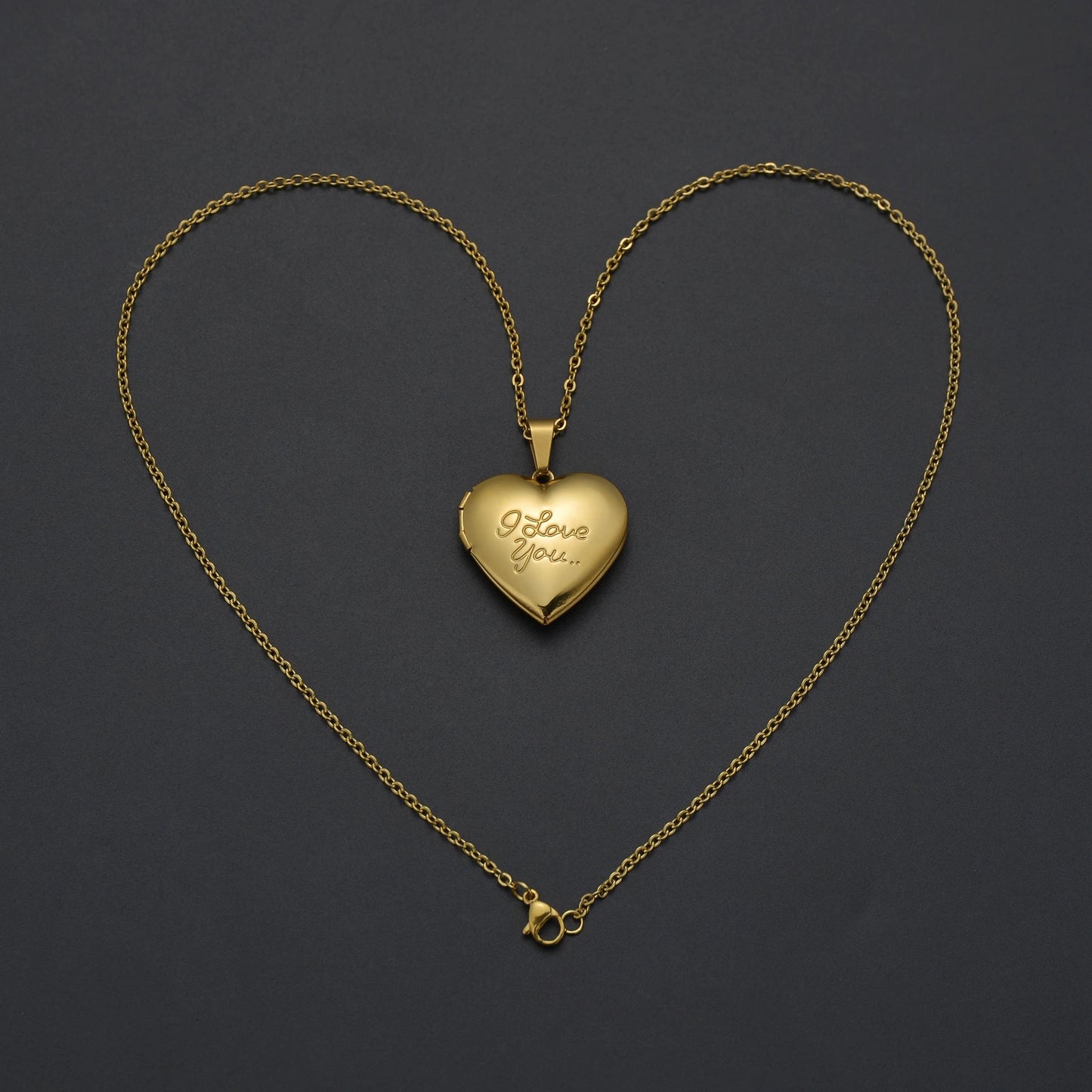 heart necklace for picture