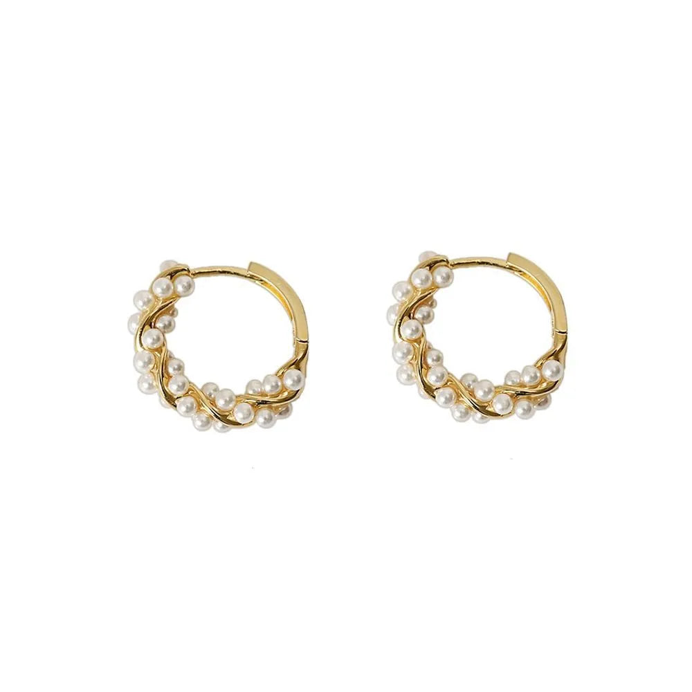 Circle Pearl Earrings Gold